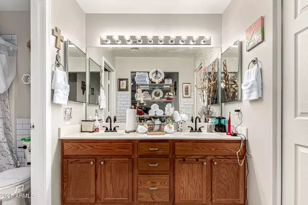 Glendale, AZ 85307,10320 W LUKE Avenue