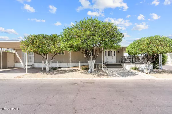 Phoenix, AZ 85027,2650 W UNION HILLS Drive #100