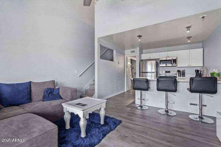 Scottsdale, AZ 85251,8055 E THOMAS Road #D111