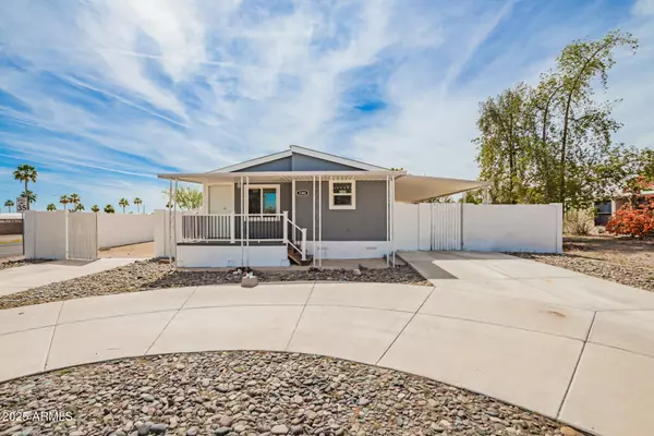 2388 S VISTA Road, Apache Junction, AZ 85119