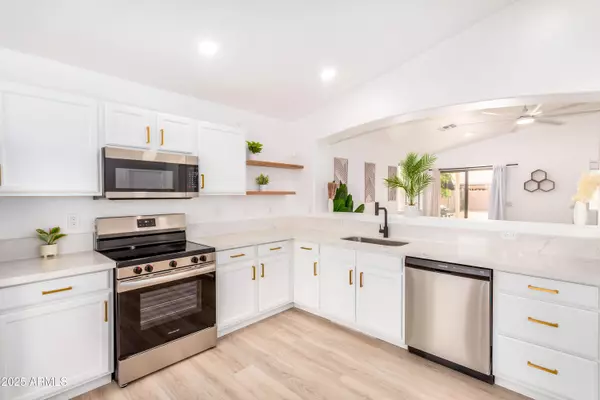 Tolleson, AZ 85353,2030 S 86TH Drive