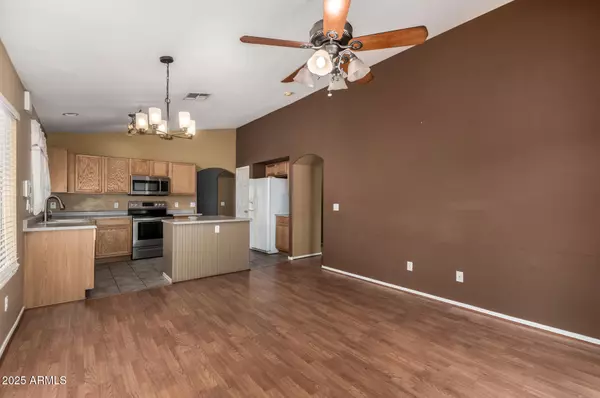 El Mirage, AZ 85335,12606 W SHAW BUTTE Drive