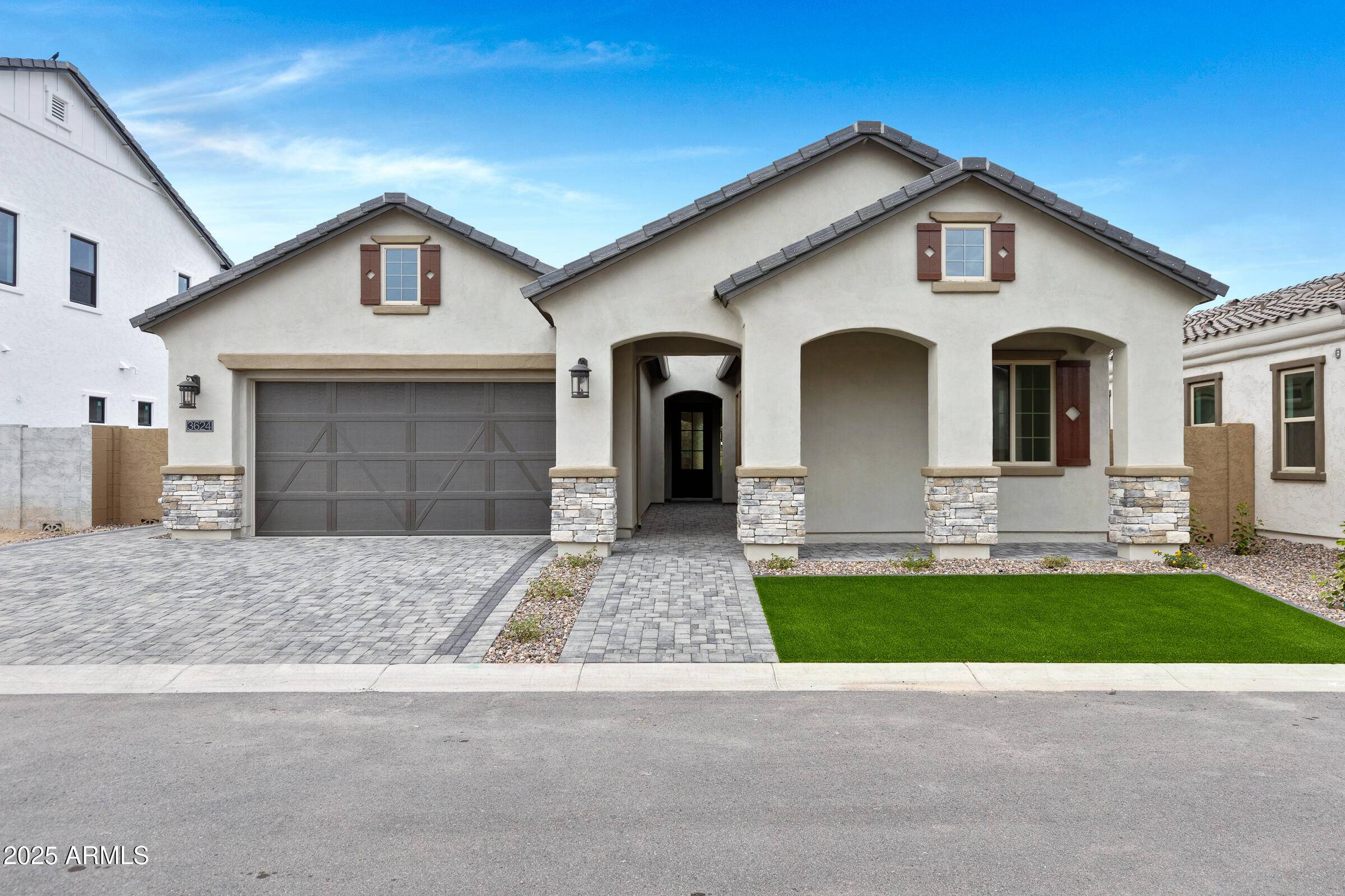 3624 N 59TH Street, Mesa, AZ 85215