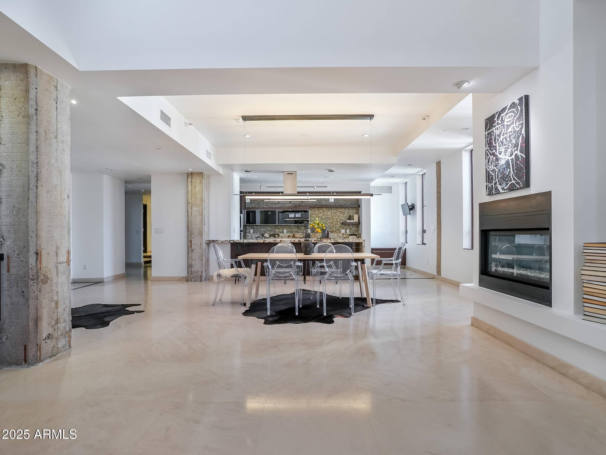 Phoenix, AZ 85003,114 W ADAMS Street #PH