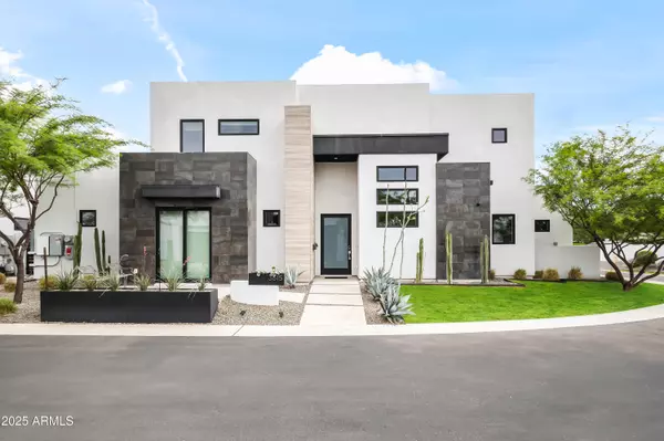 3615 N NICOSIA Circle, Phoenix, AZ 85016
