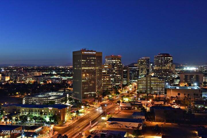 Phoenix, AZ 85004,2323 N CENTRAL Avenue #PH D