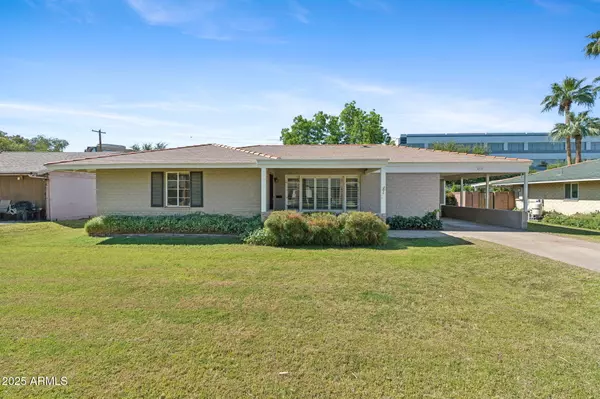 4219 E CATALINA Drive, Phoenix, AZ 85018