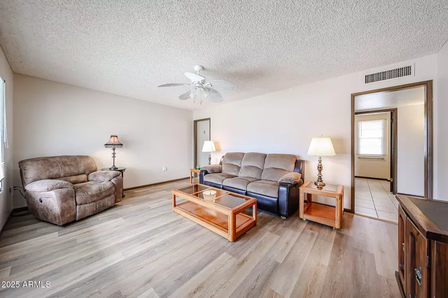 9714 W TERRACE Lane, Sun City, AZ 85373