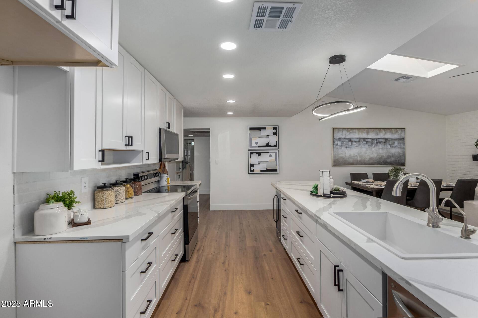 Phoenix, AZ 85044,4310 E SACATON Street