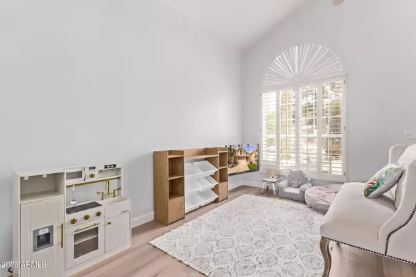 Scottsdale, AZ 85260,13270 N 93RD Way