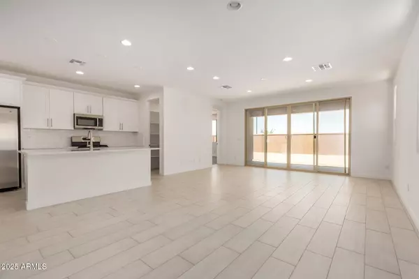 Goodyear, AZ 85338,18210 W HESS Street