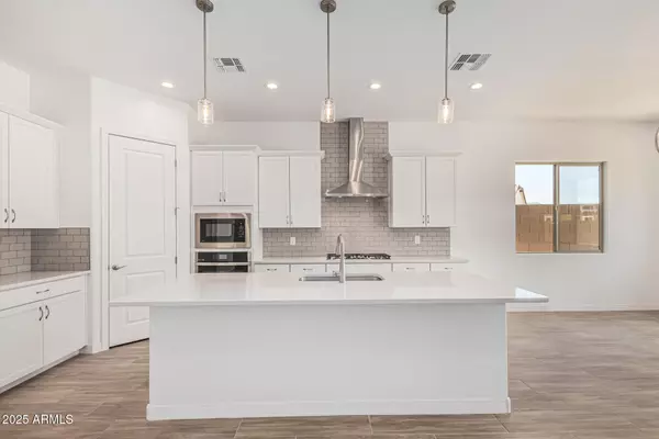 Surprise, AZ 85387,16494 W CREEDANCE Boulevard