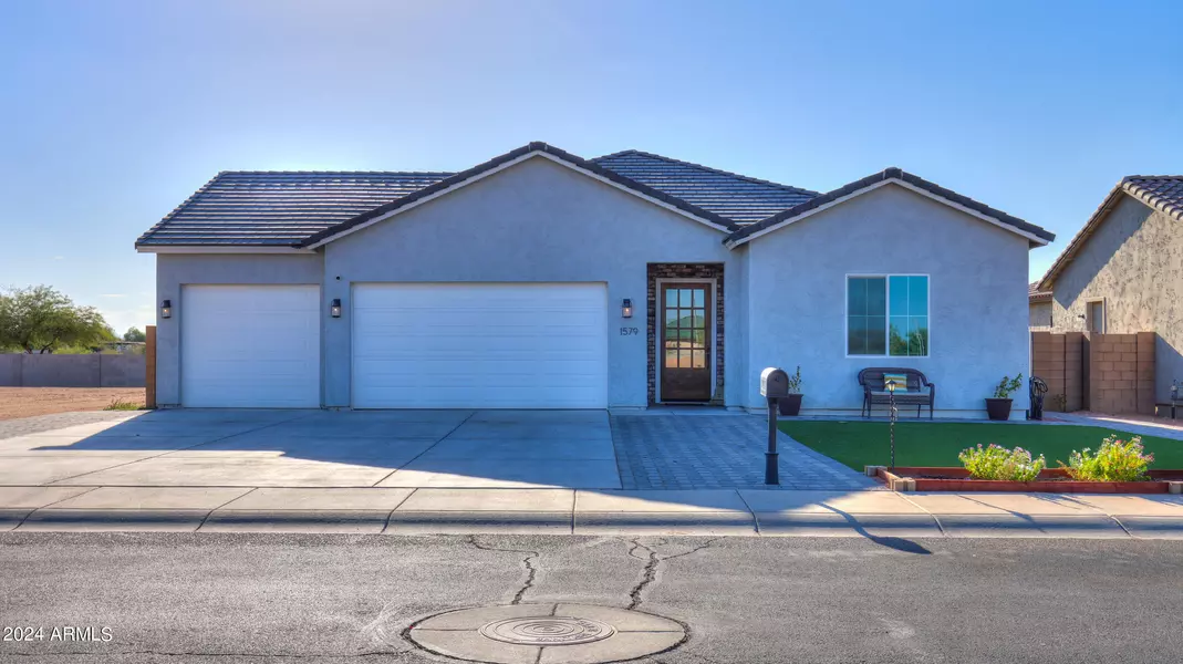 1579 N HIMOSA Drive, Casa Grande, AZ 85122