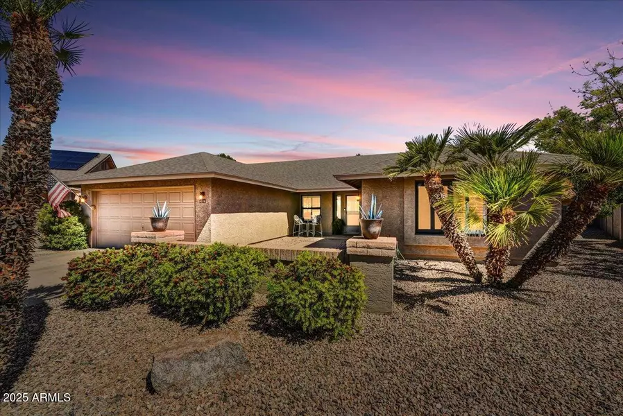 9226 W TOPEKA Drive, Peoria, AZ 85382