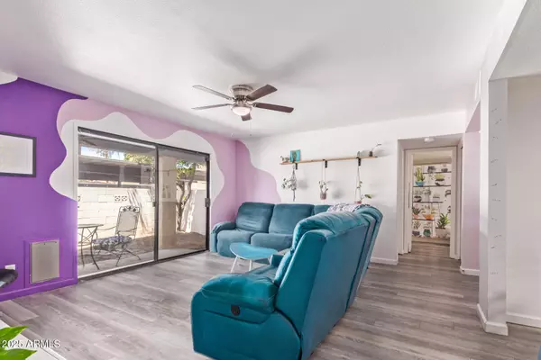 Mesa, AZ 85202,1730 W EMELITA Avenue #1008