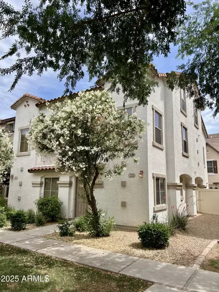 753 N PORT Drive, Gilbert, AZ 85233