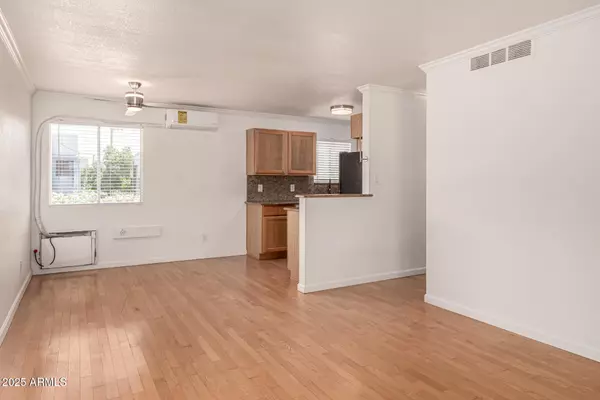 Phoenix, AZ 85014,4401 N 12TH Street #209