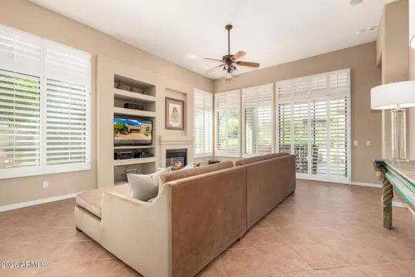Scottsdale, AZ 85255,9270 E Thompson Peak Parkway #326