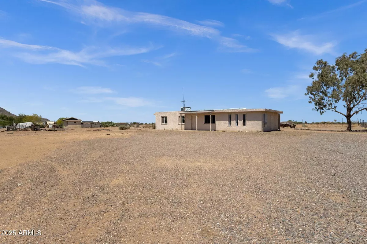 Casa Grande, AZ 85194,5431 N LAKE SHORE Drive