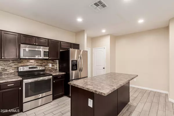 Phoenix, AZ 85035,7769 W BONITOS Drive
