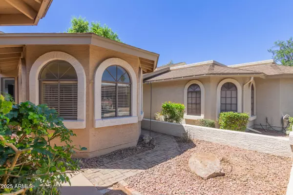 Phoenix, AZ 85022,18002 N 12TH Street #45