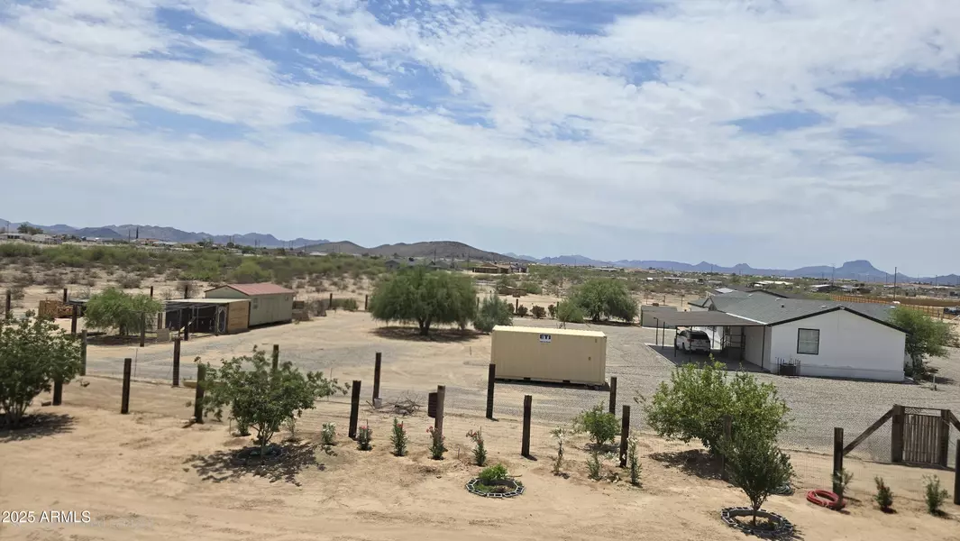 8005 S 352ND Lane, Tonopah, AZ 85354