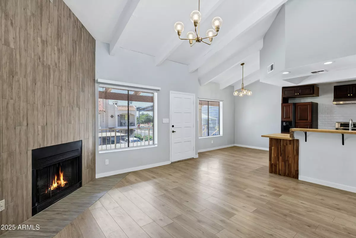 Phoenix, AZ 85014,1017 E MARYLAND Avenue #236