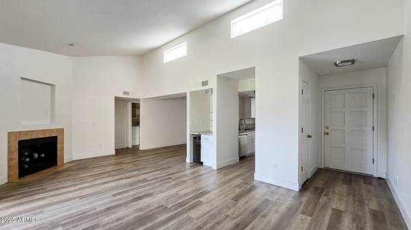 Scottsdale, AZ 85250,5998 N 78TH Street #222