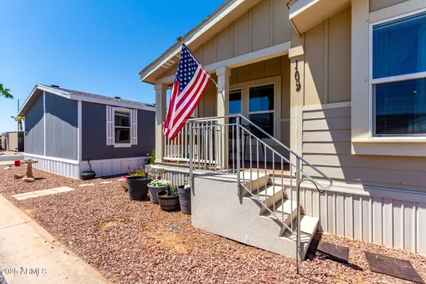 Goodyear, AZ 85338,17506 W VAN BUREN Street #109