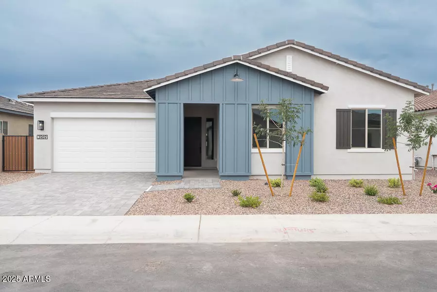 3969 E GOLD MOUNTAIN Avenue, San Tan Valley, AZ 85143