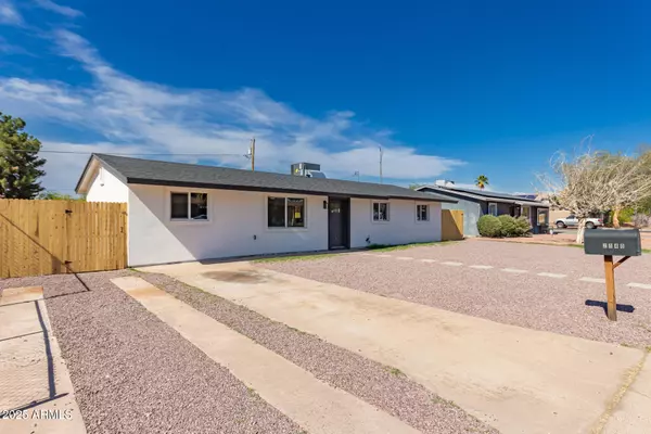 Phoenix, AZ 85032,2540 E HARTFORD Avenue