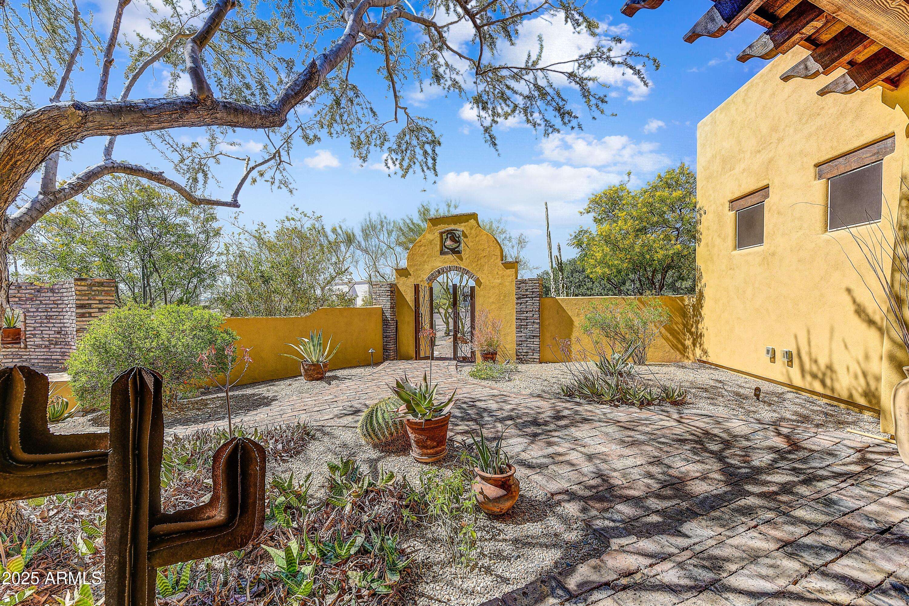 Scottsdale, AZ 85259,9415 N 124TH Street