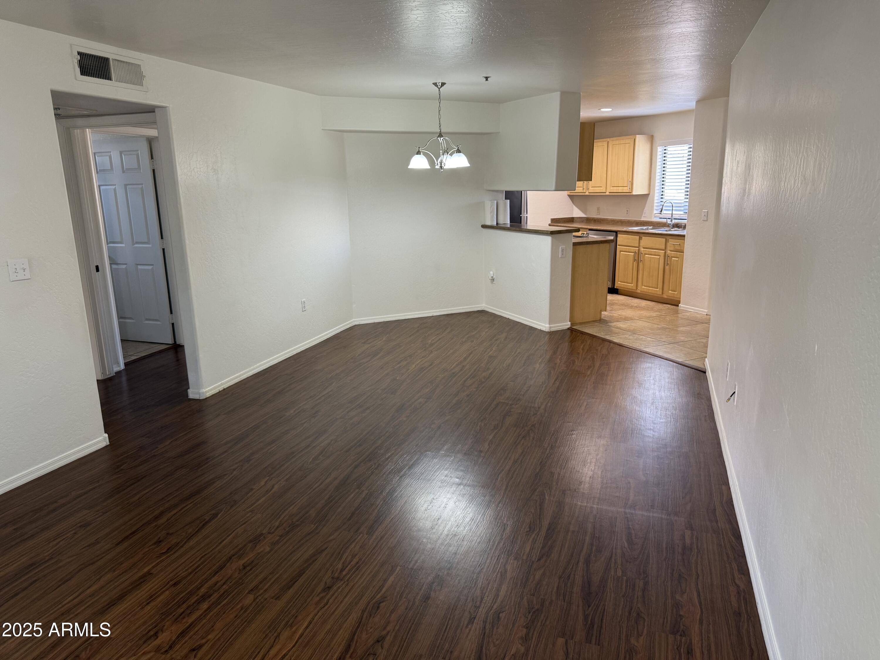 Chandler, AZ 85224,1287 N ALMA SCHOOL Road #260