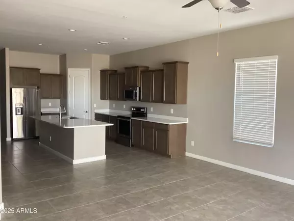 Chandler, AZ 85225,1255 N ARIZONA Avenue #1216