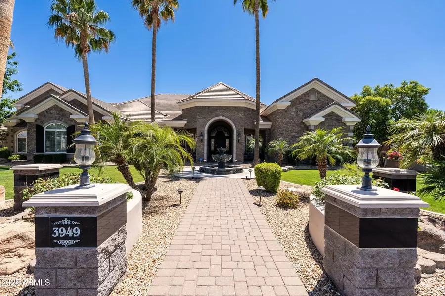 3949 E NORCROFT Circle, Mesa, AZ 85215