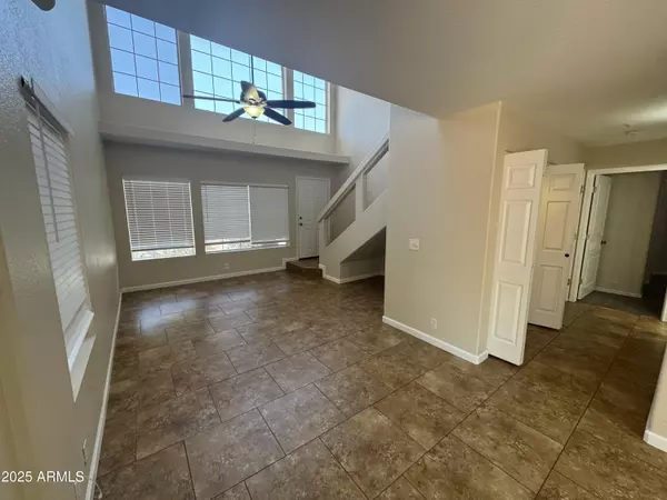 Scottsdale, AZ 85260,15550 N Frank Lloyd Wright Boulevard #1054