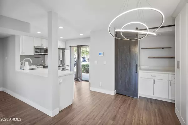 Scottsdale, AZ 85258,9340 N 92ND Street #118