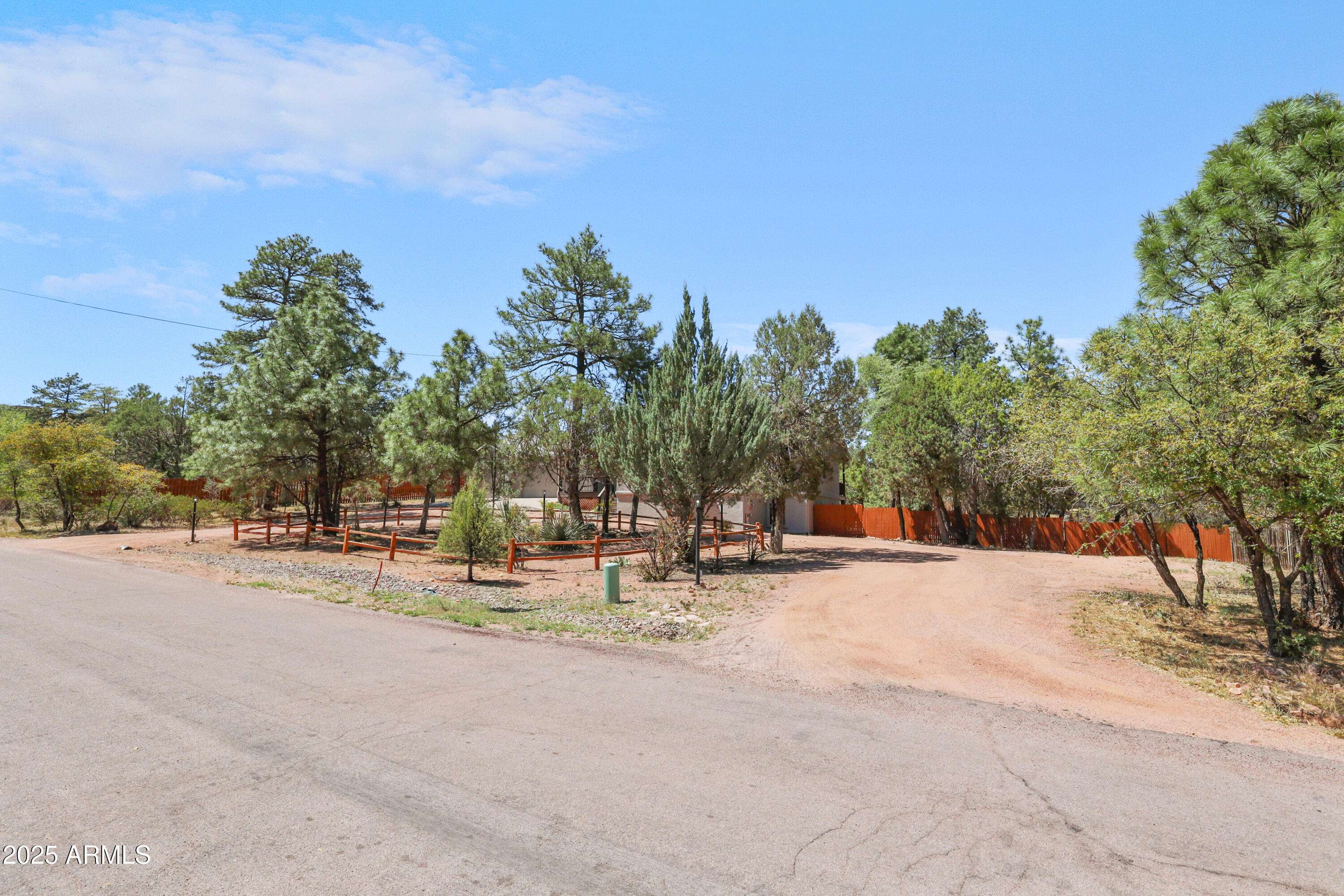 Payson, AZ 85541,502 W LOCUST Road