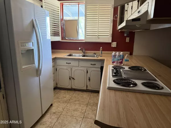 Phoenix, AZ 85031,5833 W ROSEWOOD Lane