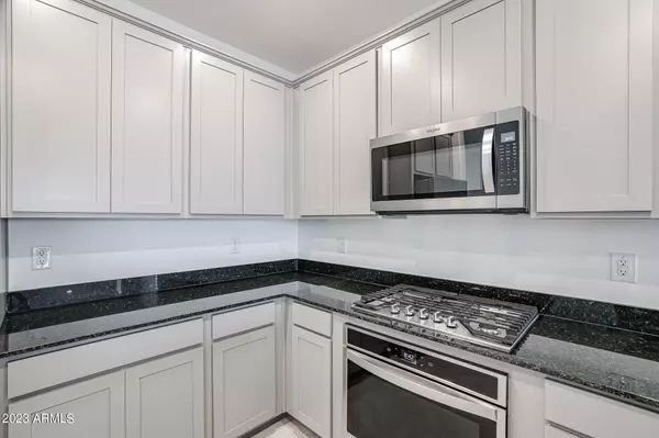 Peoria, AZ 85383,13554 W SHIFTING SANDS Drive