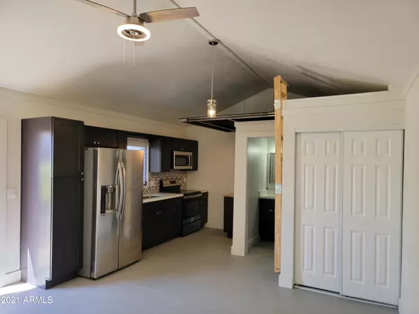 Phoenix, AZ 85006,1638 E GRANADA Road #B