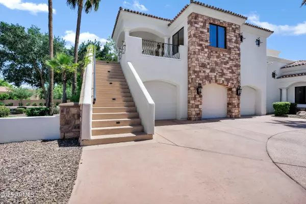 Chandler, AZ 85249,2527 E BEECHNUT Court