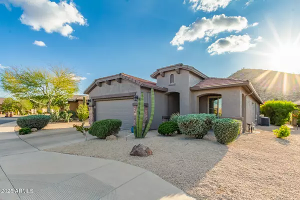 343 W TWIN PEAKS Parkway, San Tan Valley, AZ 85143