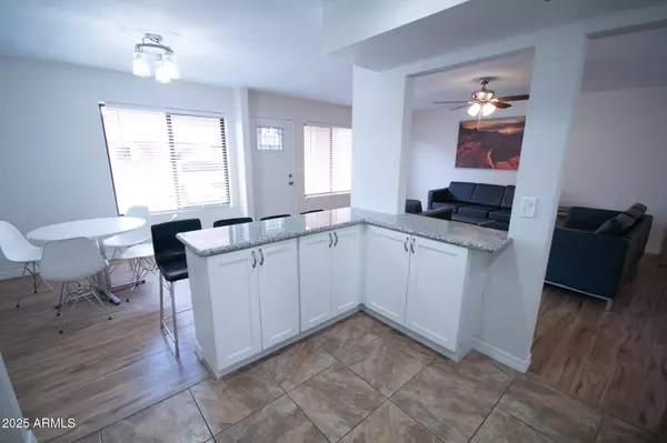 Phoenix, AZ 85015,5217 N 18TH Drive