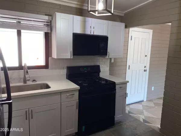 Tempe, AZ 85281,315 S BECK Avenue