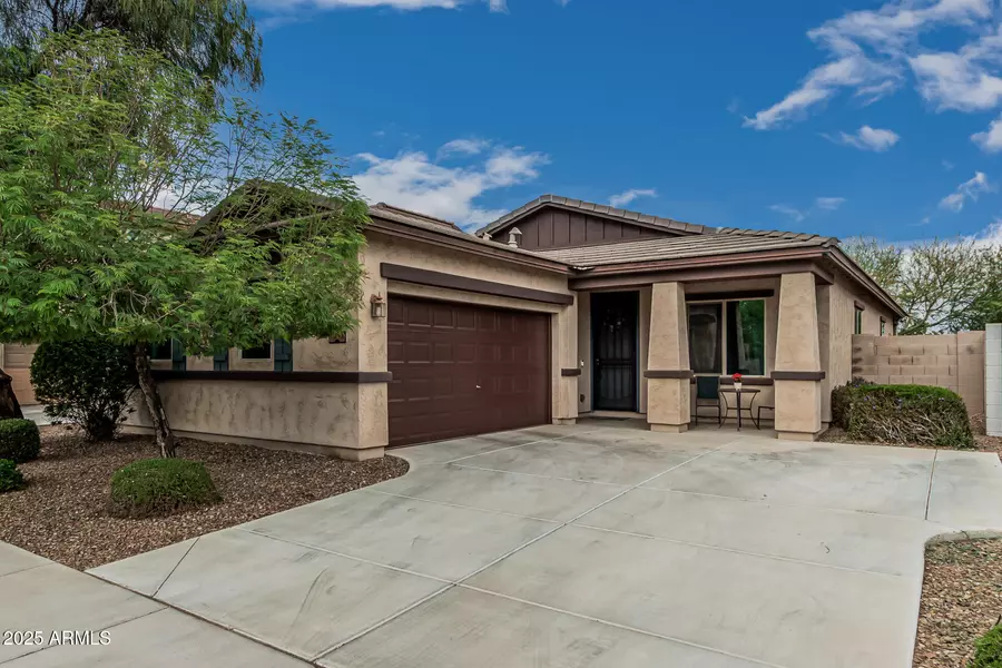4273 S RED ROCK Street, Gilbert, AZ 85297