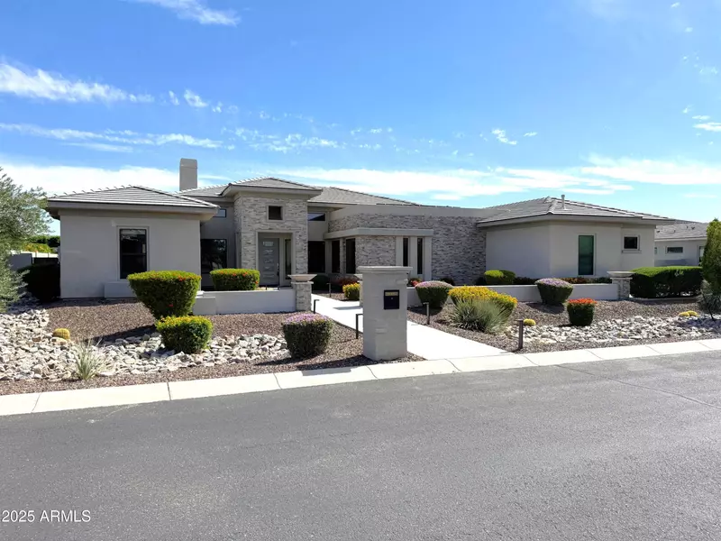2735 E Kingbird Drive, Gilbert, AZ 85297