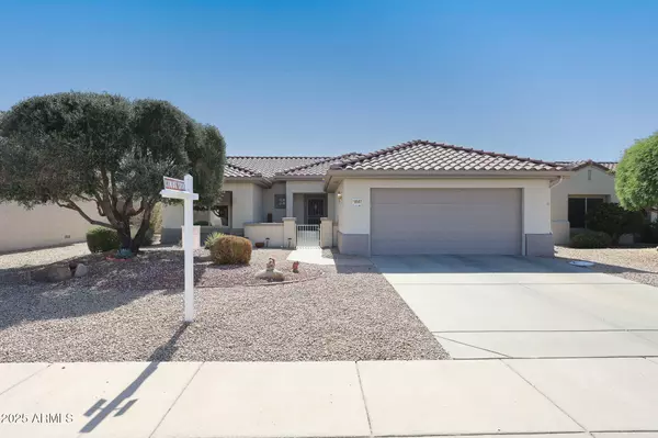 19507 N HIDDEN CANYON Drive, Surprise, AZ 85374