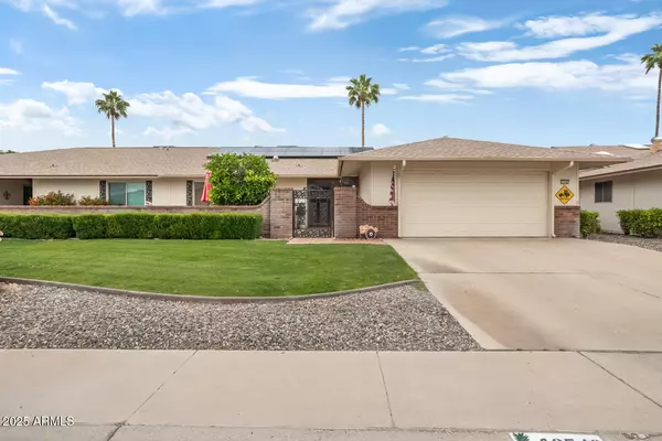 12542 W PARKWOOD Drive, Sun City West, AZ 85375
