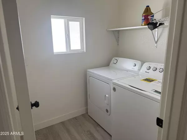 Phoenix, AZ 85020,1524 E CORTEZ Street